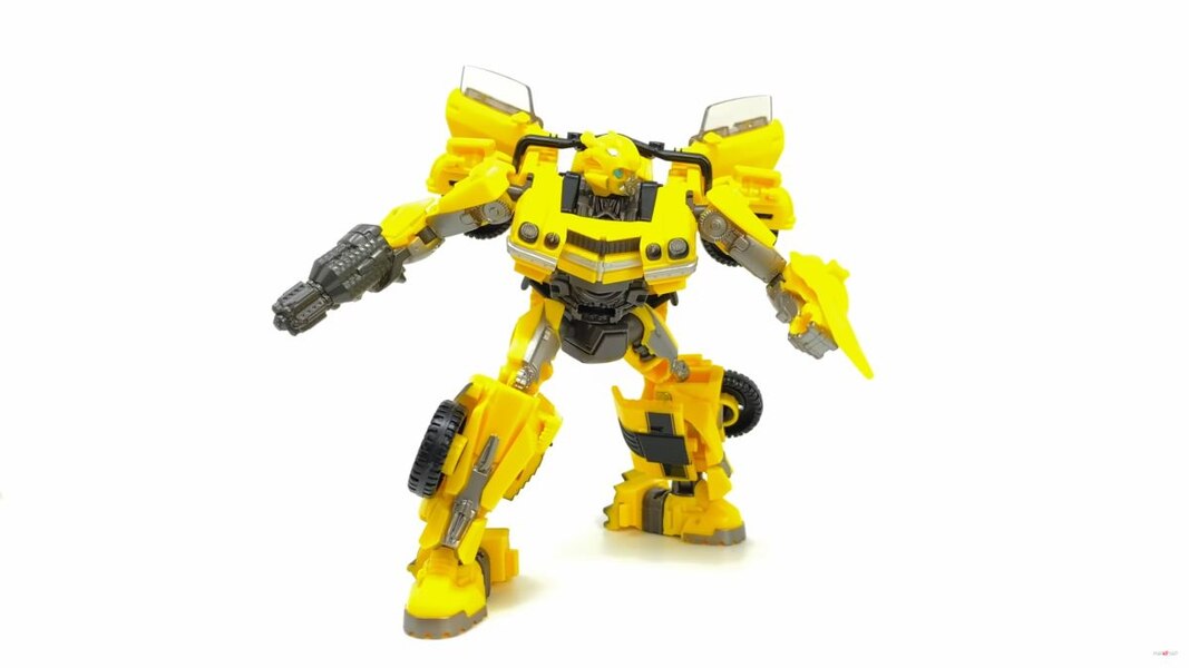 In Hand Image Of Transformers Rise Of The Beasts SS 100 Bumblebee  (12 of 44)